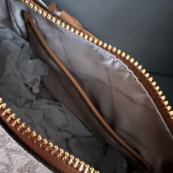 NWT MICHAEL KORS BEDFORD LEGACY EXTRA SMALL DUFFLE CROSSBODY MINI SATCHEL - Picture 4 of 11